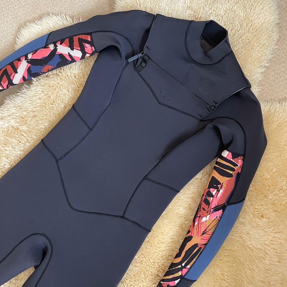 Billabong 4/3 Full Body Wetsuit Women’s US 8